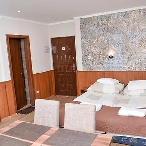 Pensjonat Media Panzio Es Apartmanhaz Hajdúszoboszló